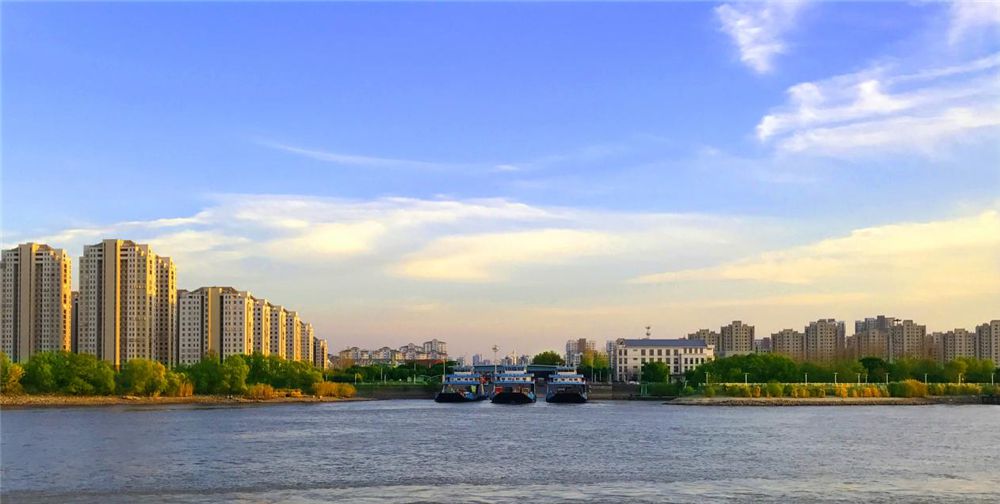建設(shè)集精益型、服務(wù)型、品牌型于一體的長(zhǎng)江沿線(xiàn)第一渡口(圖4)